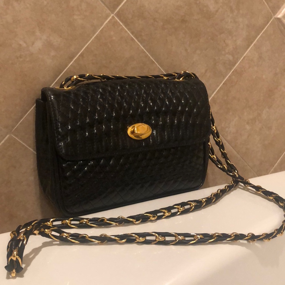 VINTAGE BALLY PURSE